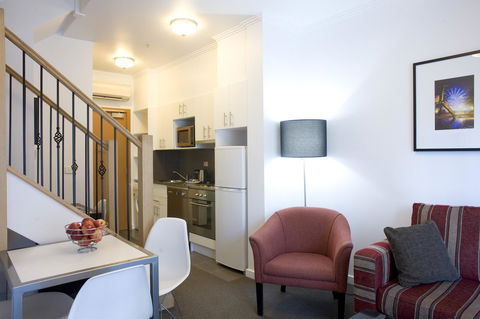 Alto Hotel On Bourke - Australian Directory 23