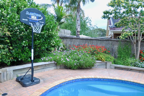 Crimea Retreat - Australian Directory 17