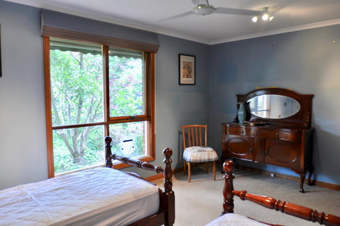 Crimea Retreat - Australian Directory 41