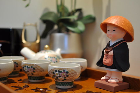 Crimea Retreat - Australian Directory 28