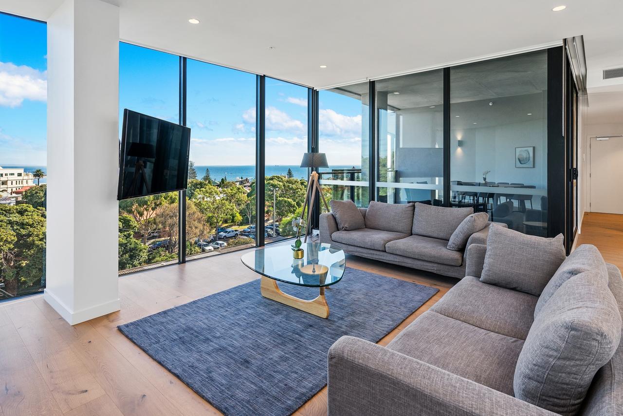 Hampton VIC Australian Directory