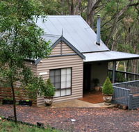 Tangenong Cottages - Australian Directory