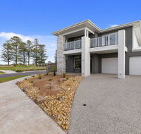 Bunya By The Sea - Australian Directory