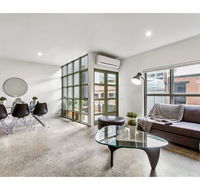 Sophisticated modern 3 bed home in foodie paradise - Australian Directory
