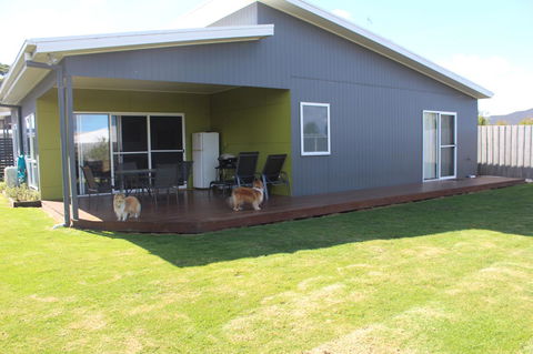 Tamara Temptation - Australian Directory 19