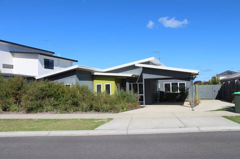 Tamara Temptation - Australian Directory 0