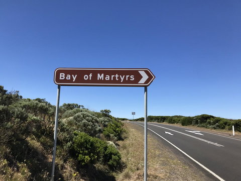 Sunsets On Martyrs Luxury Coastal Beach House Peterborough - Australian Directory 30