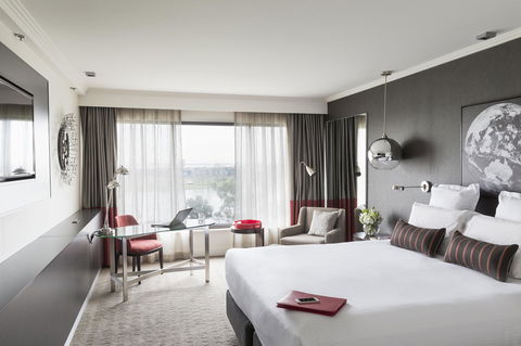 Pullman Melbourne Albert Park - Australian Directory 7