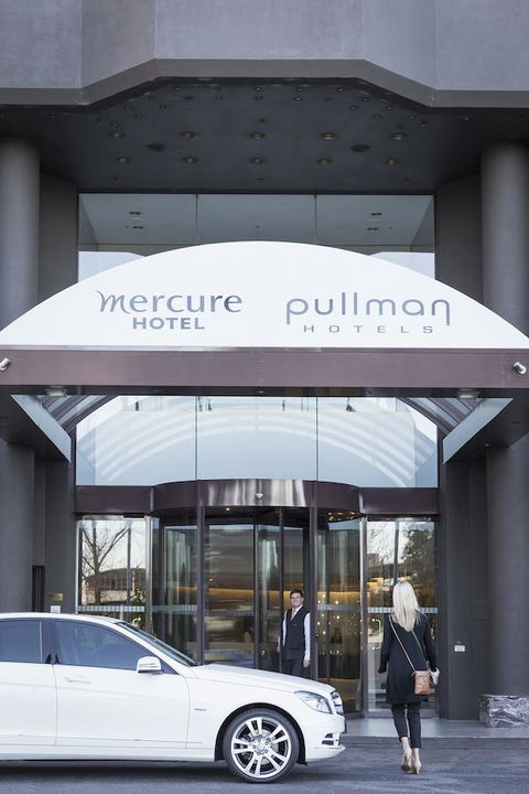 Pullman Melbourne Albert Park - Australian Directory 10