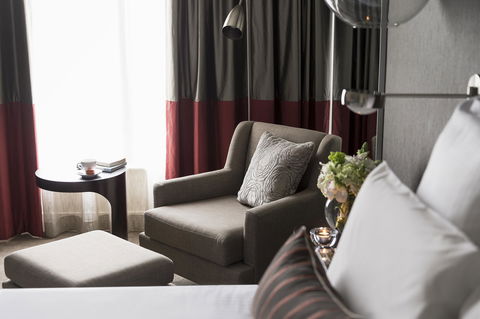 Pullman Melbourne Albert Park - Australian Directory 16