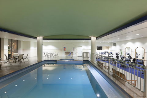 Pullman Melbourne Albert Park - Australian Directory 3