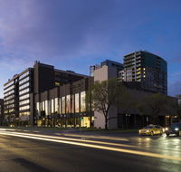 Pullman Melbourne Albert Park - Australian Directory