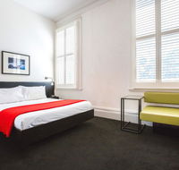 Middle Park Hotel - Australian Directory
