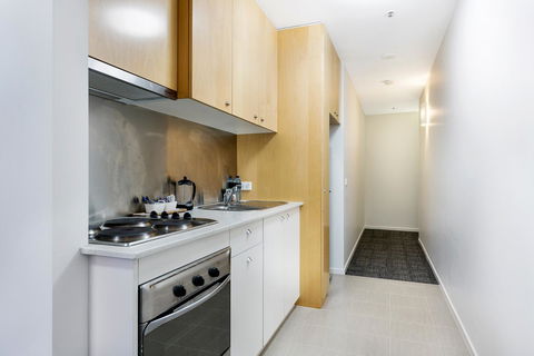 Melbourne CBD Central Apartment Hotel Official - Australian Directory 18