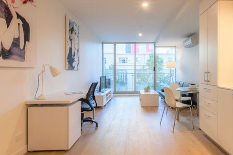 Apartment 101 - Australian Directory 9