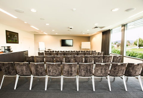 Quest Wodonga - Australian Directory 17