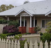 Healesville House - Fig Tree House - Australian Directory