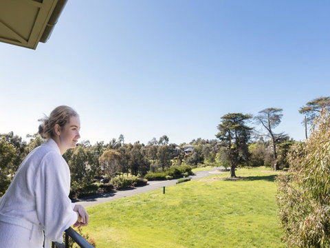 Yarra Valley Lodge - Australian Directory 43
