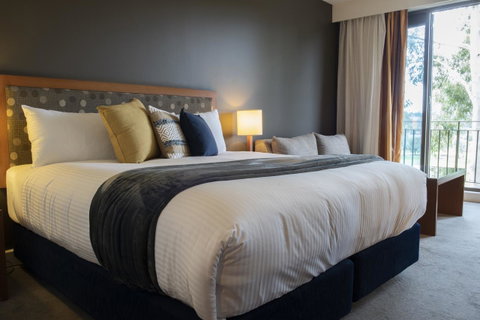 Yarra Valley Lodge - Australian Directory 18