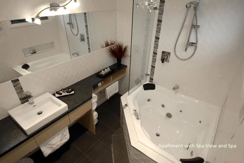 Seascape Accommodation - Australian Directory 2