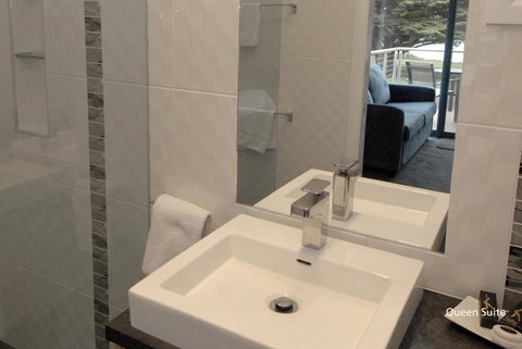 Seascape Accommodation - Australian Directory 11