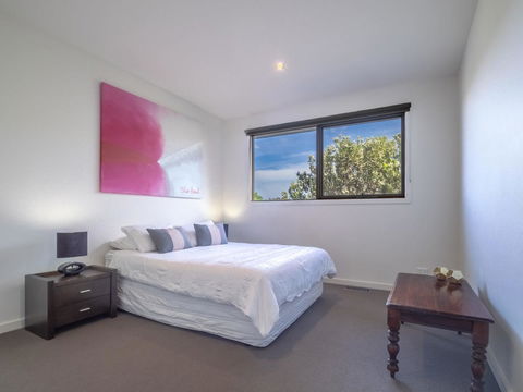 Blairgowrie Moonah Beach House: Walk To Beach - Australian Directory 13