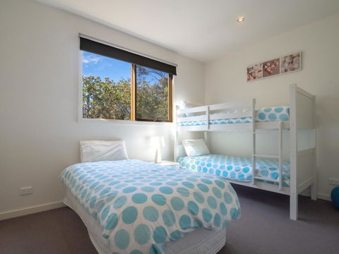 Blairgowrie Moonah Beach House: Walk To Beach - Australian Directory 10