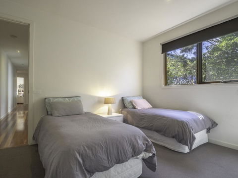 Blairgowrie Moonah Beach House: Walk To Beach - Australian Directory 12