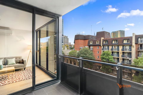 IFSuites (IFSTAYS) North Apartment - Australian Directory 37