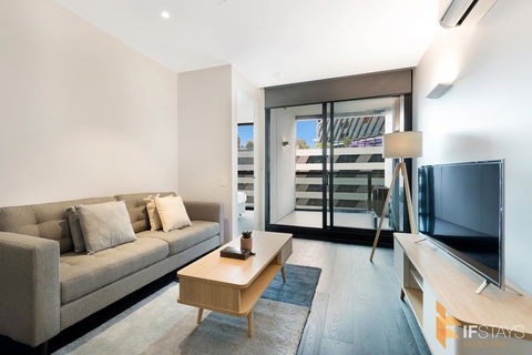 IFSuites (IFSTAYS) North Apartment - Australian Directory 11