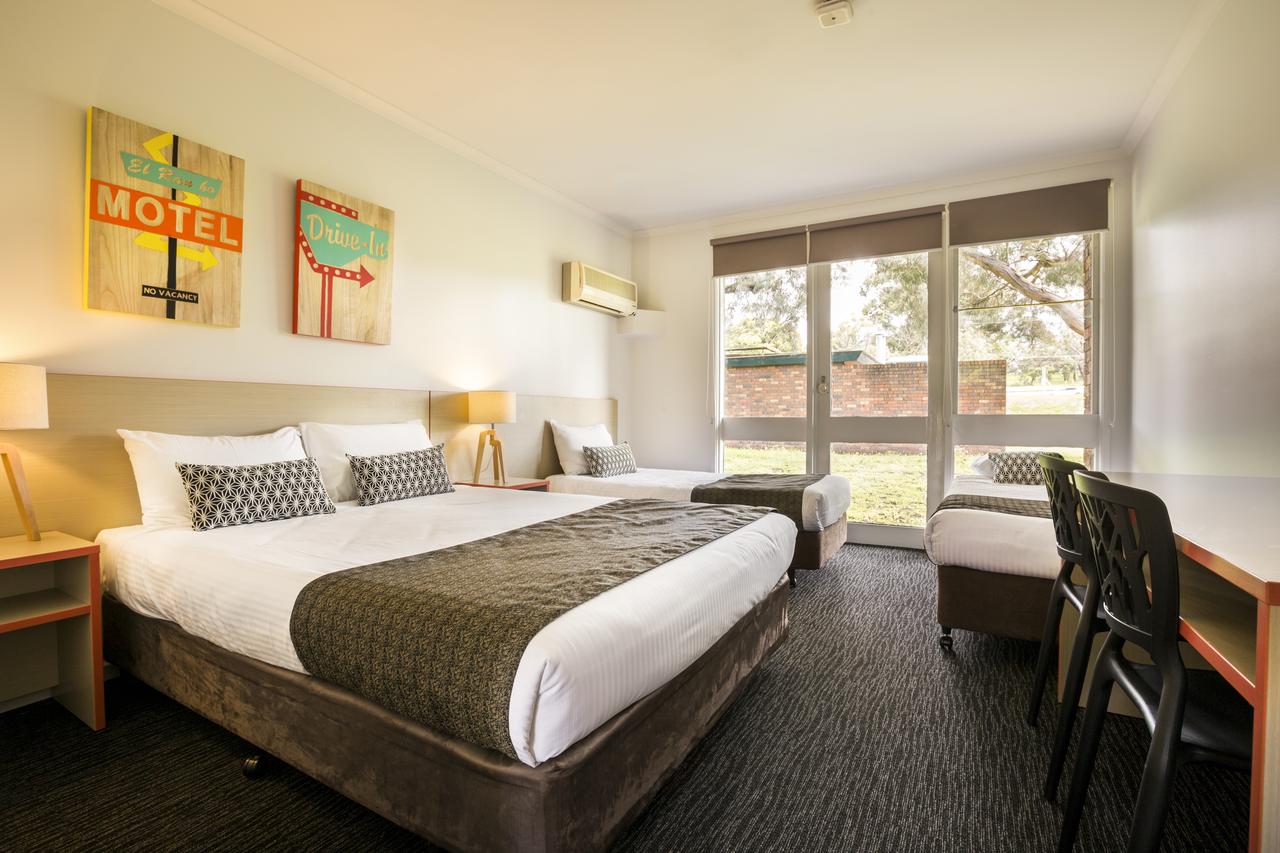 Vermont South VIC Australian Directory