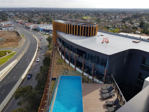 Ivanhoe Apartments - Australian Directory 18