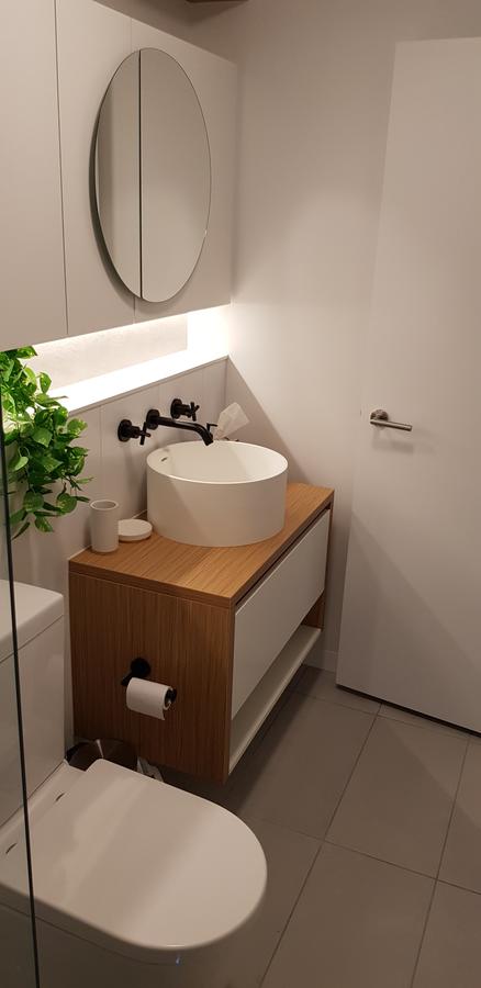 Ivanhoe Apartments - Australian Directory 4