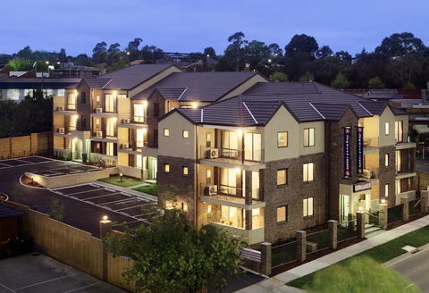 Ringwood Royale - Australian Directory 0