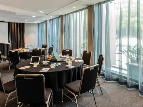 Quay West Suites Melbourne - Australian Directory 26