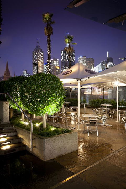 Quay West Suites Melbourne - Australian Directory 23