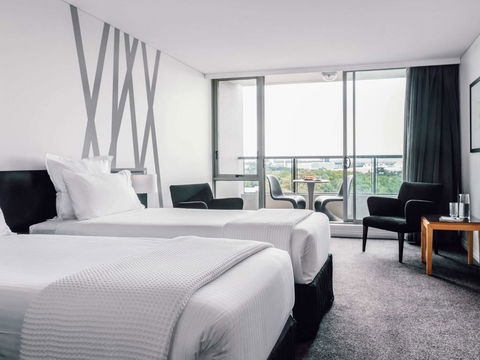 Quay West Suites Melbourne - Australian Directory 8