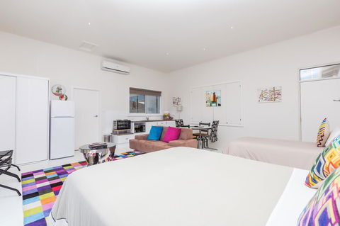 Cottages For Couples - Australian Directory 8