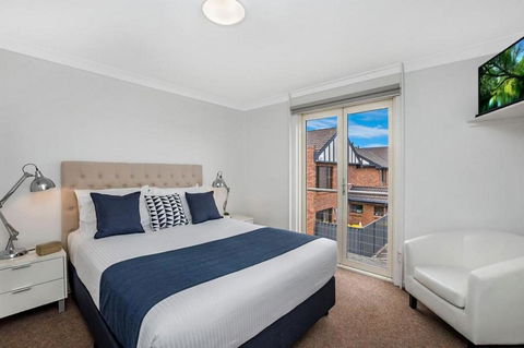 Apartments 521 - Australian Directory 6