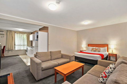 Knox International Hotel And Apartments - Australian Directory 6