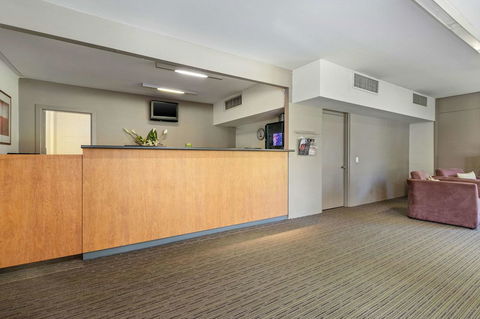 Knox International Hotel And Apartments - Australian Directory 25
