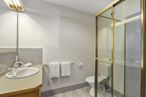 Knox International Hotel And Apartments - Australian Directory 17