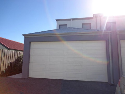 The Beach Villa Bunbury - Australian Directory 1