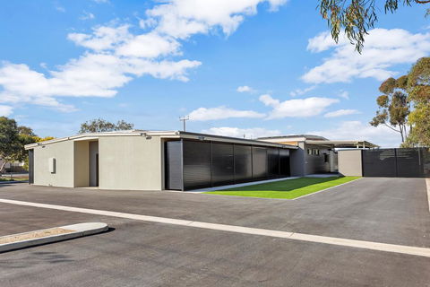 The Bunkhouse - Australian Directory 2
