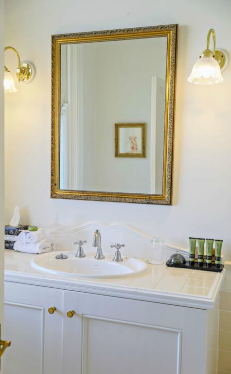 The Convent Hunter Valley Hotel - Australian Directory 3