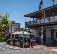 The Corner Hotel Alexandra - Australian Directory