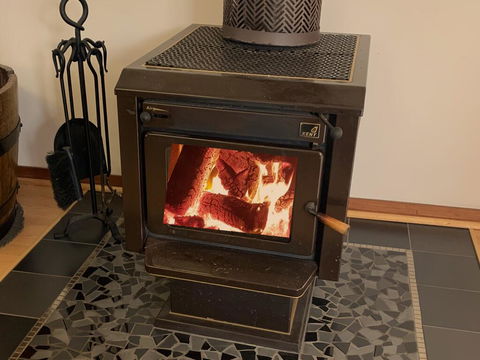 The Cosy Cottage - Australian Directory 1