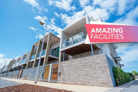 The Cove @ New Port-Pool - Spa - Sauna - Gym & More - Australian Directory 0