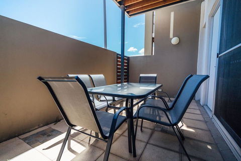 The Cove @ New Port-Pool - Spa - Sauna - Gym & More - Australian Directory 3