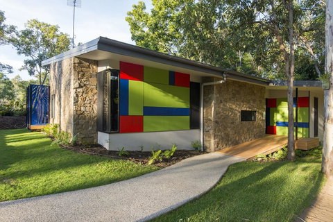 The Feathered Nest - Luxury Wildlife Retreat - Australian Directory 0